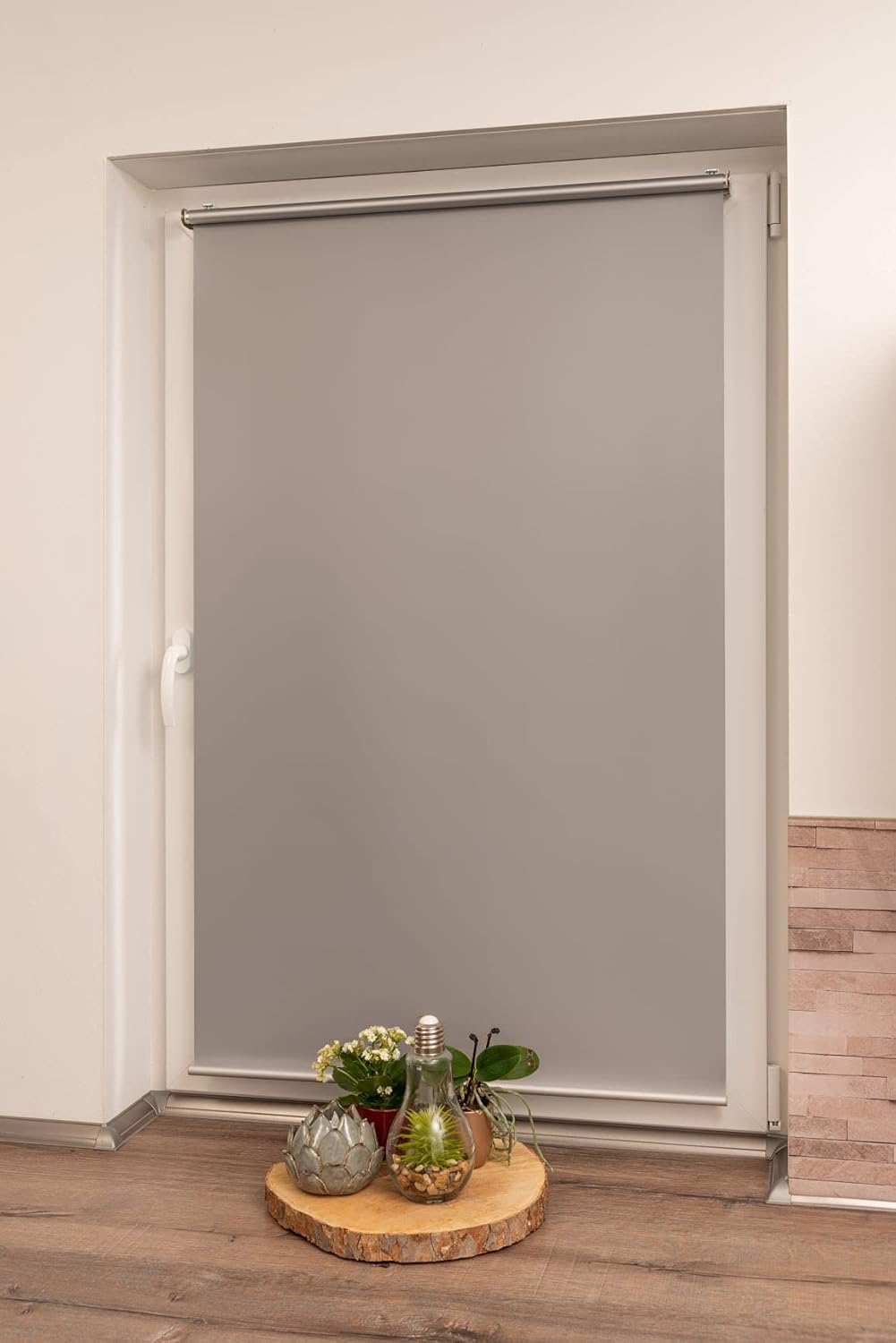 Roleta zaciemniająca K-HOME 60 cm x 200 cm