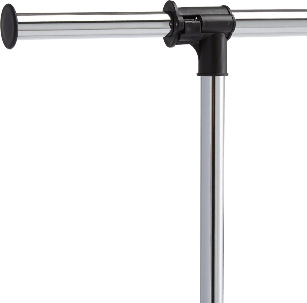 Wieszak stojący Amazon Basics na ubrania regulowany z kółkami chrom